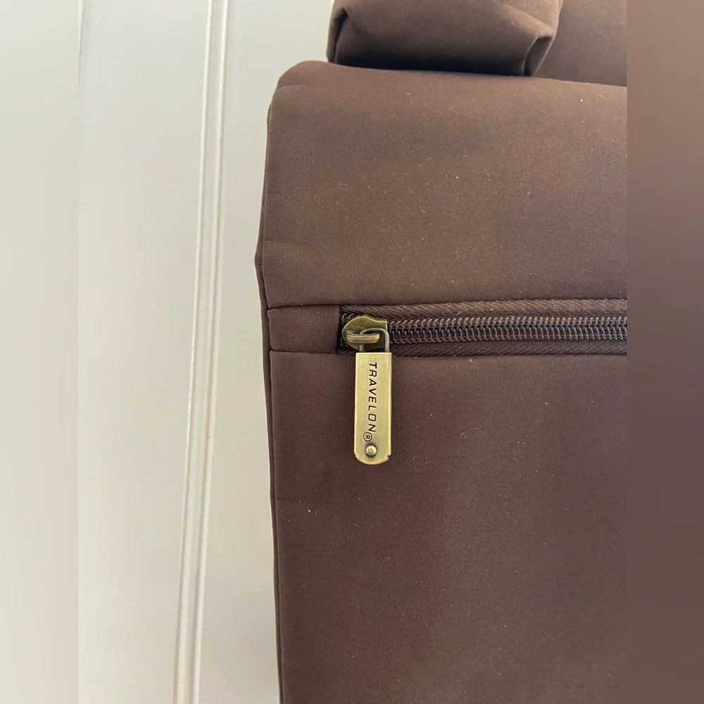 Travelon Cross Body Anti Theft Travel Bag Brown Pink Lining Polyester Nylon - Picture 4 of 16